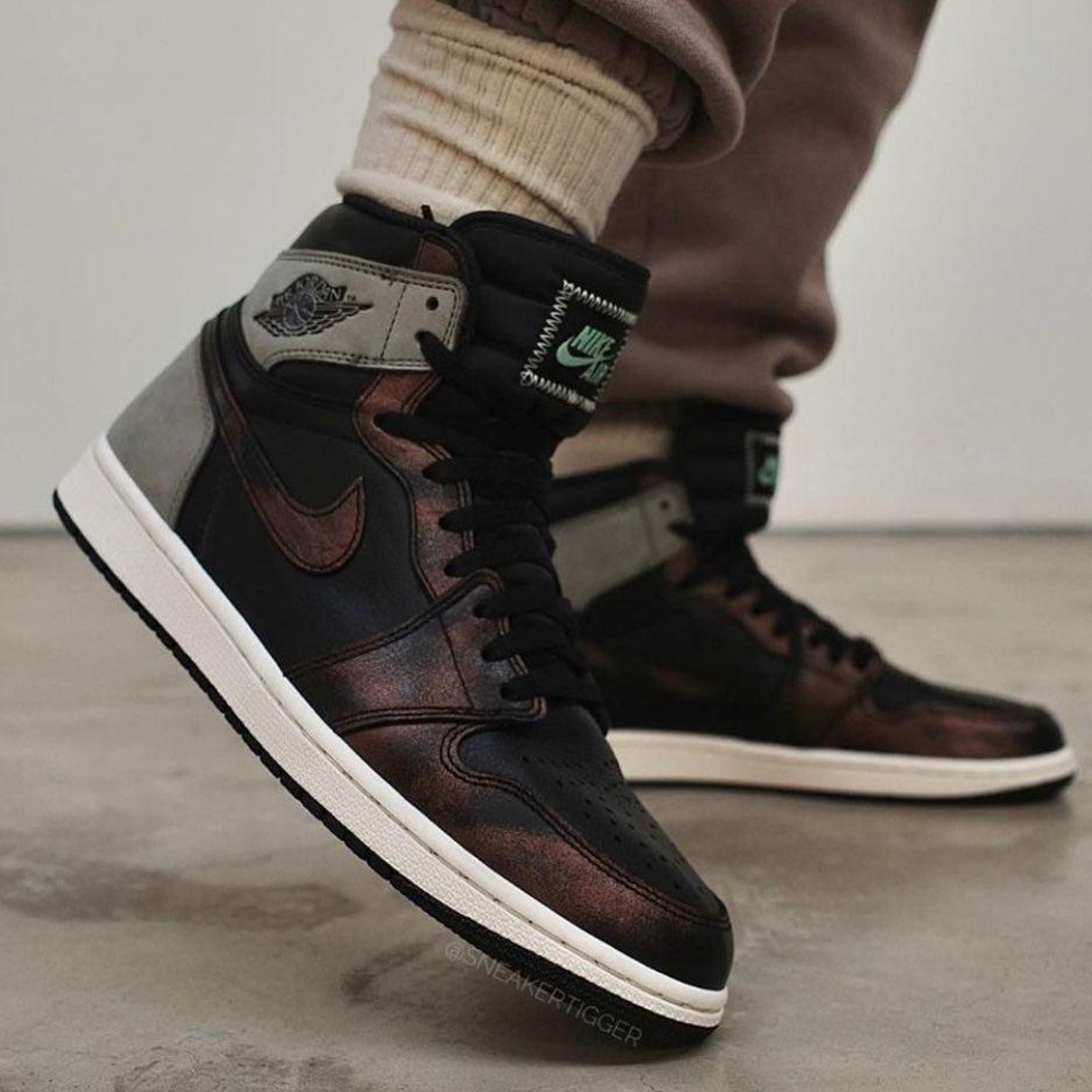 Air Jordan 1 High OG Light Army (Rust Shadow)